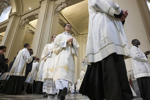 IPA89503414 - Italy, Rome, Vatican, October 10, 2026: Cardinal Baldo Reina celebrates Mass for the ordination of deacons at St. John Lateran. Photo by ALESSIA GIULIANI Catholic Press Photo Copyright: xALESSIAxGIULIANI xCatholicxPressxPhotox xx IPA89503414