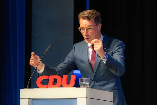 Ceremony Marking the 150th Anniversary of Konrad Adenauer and the 80th Anniversary of the CDU Bad Honnef October 10, 2026 Speech by North Rhine-Westphalia Minister President Hendrik WÜST CDU Ceremony marking the 150th anniversary of Konrad Adenauer and the 80th anniversary of the CDU Bad Honnef at the Kursaal in Bad Honnef Adenaue Copyright: xMarcxJohnx