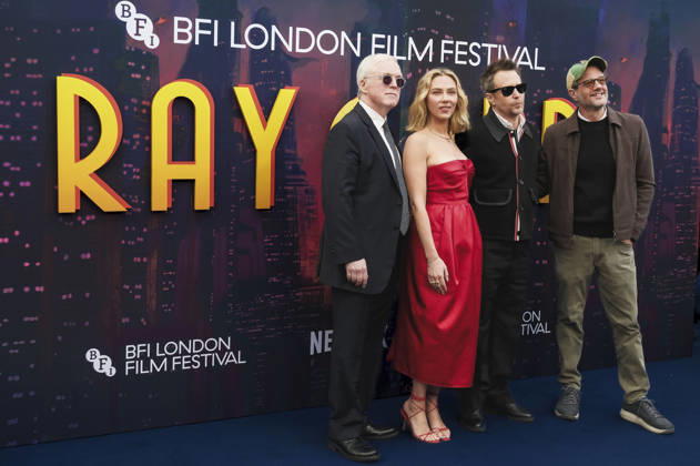 Brad Bird, Scarlett Johansson, Sam Rockwell, and Michael Giacchino at the premiere of the Netflix animated film *Ray Gunn* at the 70th BFI London Film Festival 2026 at the Royal Festival Hall in London, October 10, 2026 Foto:xJ.xEdwardsx xFuturexImagex gunn_6024