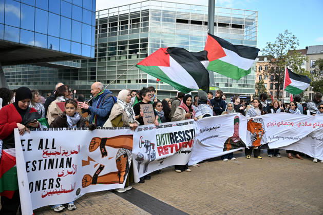 Demonstrators march in Brussels to commemorate Palestinians who lost their lives in Gaza BRUSSELS, BELGIUM - OCTOBER 10: Hundreds of demonstrators gather outside Brussels-Midi railway station before marching toward the Israeli Embassy to commemorate Palestinians who lost their lives in Gaza and call for political measures against Israel, in Brussels, Belgium, on October 10, 2026. Dursun Aydemir Anadolu Brussels Belgium. Editorial use only. Please get in touch for any other usage. Copyright: x2026xAnadoluxDursunxAydemirx
