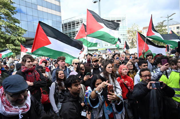 Demonstrators march in Brussels to commemorate Palestinians who lost their lives in Gaza BRUSSELS, BELGIUM - OCTOBER 10: Hundreds of demonstrators gather outside Brussels-Midi railway station before marching toward the Israeli Embassy to commemorate Palestinians who lost their lives in Gaza and call for political measures against Israel, in Brussels, Belgium, on October 10, 2026. Dursun Aydemir Anadolu Brussels Belgium. Editorial use only. Please get in touch for any other usage. Copyright: x2026xAnadoluxDursunxAydemirx