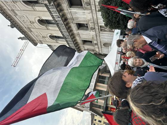 News - Pro-Palestine march in Padua Pro-Palestine march in Padua during Pro-Palestine march in Padua, News in Padua, Italy, October 10 2026 Padua Padua Italy Copyright: xAlessioxMarinix xLiveMediax LPN_2729386