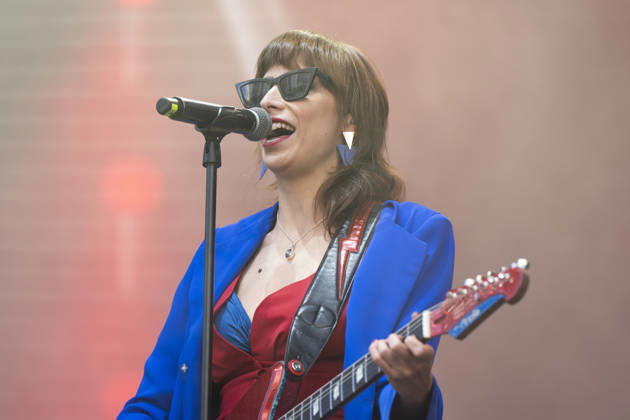 Nat Simons performs Hispanidad Festival 2026 in Madrid, Spain - 10 Oct 2026 Singer Nat Simons performs during the Hispanidad Festival 2026 concert at the Plaza de Espana. Madrid Spain Copyright: xAtilanoxGarciax xSOPAxImagesx PHOTO11499