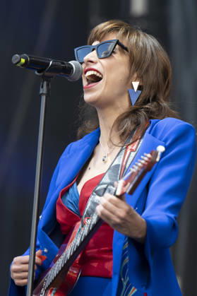 Nat Simons performs Hispanidad Festival 2026 in Madrid, Spain - 10 Oct 2026 Singer Nat Simons performs during the Hispanidad Festival 2026 concert at the Plaza de Espana. Madrid Spain Copyright: xAtilanoxGarciax xSOPAxImagesx PHOTO11524