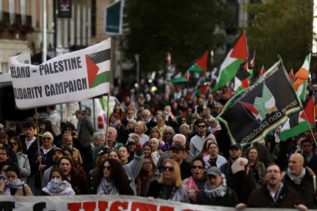 Thousands of pro-Palestine demonstrators gather in Dublin DUBLIN, IRELAND - OCTOBER 10: Thousands of pro-Palestine demonstrators gather in Dublin, Ireland, on October 10, 2026, for a national march marking three years since the October 7 attacks and the subsequent war in Gaza. Organized by the Ireland-Palestine Solidarity Campaign, the protest calls for sanctions against Israel and greater action by the Irish government, with demonstrators marching from the Garden of Remembrance towards the Dail. Mostafa Darwish Anadolu Dublin Ireland. Editorial use only. Please get in touch for any other usage. Copyright: x2026xAnadoluxMostafaxDarwishx