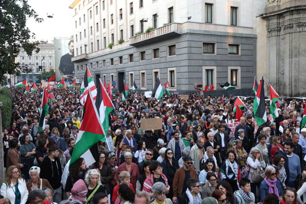 RECORD DATE NOT STATED IPA89508954 - Milan, National Day of Mobilization: The End of Genocide Is the End of Zionism, marking the third anniversary of the start of the conflict in Gaza Copyright: xx xPoolxEmadecaxEnriquezx IPA89508954.jpeg