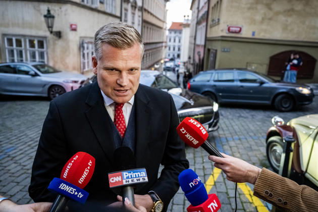 The two-day elections to municipal assemblies ended in the Czech Republic together with the first round of the elections to one-third of the Senate, at 2:00 p.m. on October 10, 2026. On the photo: Motorists MP Filip Turek speaks with reporters as he arrrives at the Motorists for Themselves campaign headquarters in Prague. (CTKxPhoto VitxSimanek) CTKPhotoP2026101005647  CTKPhotoP2026101005647