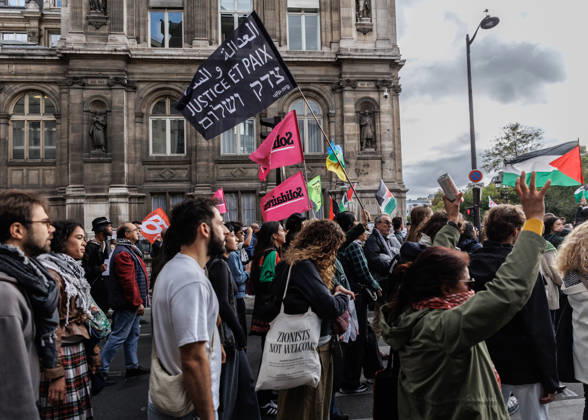 October 10, 2026: La France Insoumise has called for participation in the demonstration against the genocide in Gaza and in support of the Palestinian people. The demonstration will begin at 2 p.m. at Place de la Ro publique in Paris.  - ZUMAs287 20261010_zip_s287_009 Copyright: xSadakxSouicix