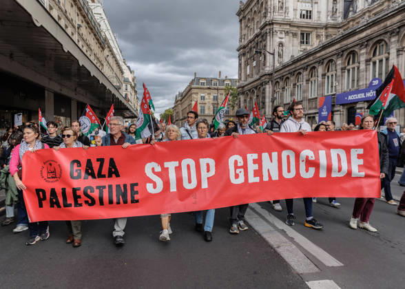 October 10, 2026: La France Insoumise has called for participation in the demonstration against the genocide in Gaza and in support of the Palestinian people. The demonstration will begin at 2 p.m. at Place de la Ro publique in Paris.  - ZUMAs287 20261010_zip_s287_010 Copyright: xSadakxSouicix