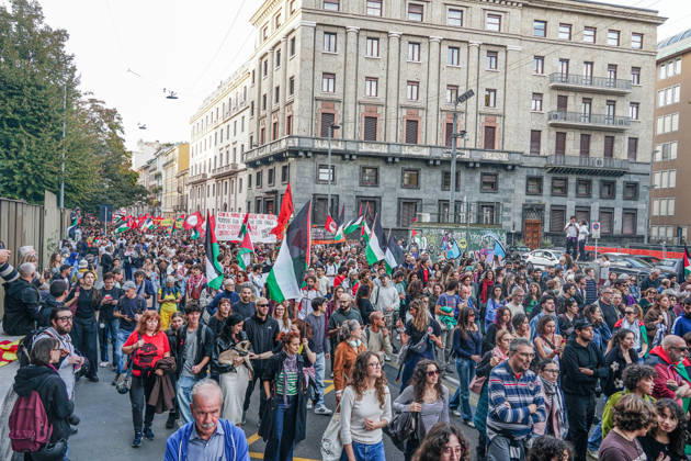IPA89509185 - Milan, National Day of Mobilization: The End of Genocide Is the End of Zionism, marking the third anniversary of the start of the conflict in Gaza Copyright: xEmanuelexRobertoxDexCarlix xPoolxEmadecaxEnriquezx IPA89509185