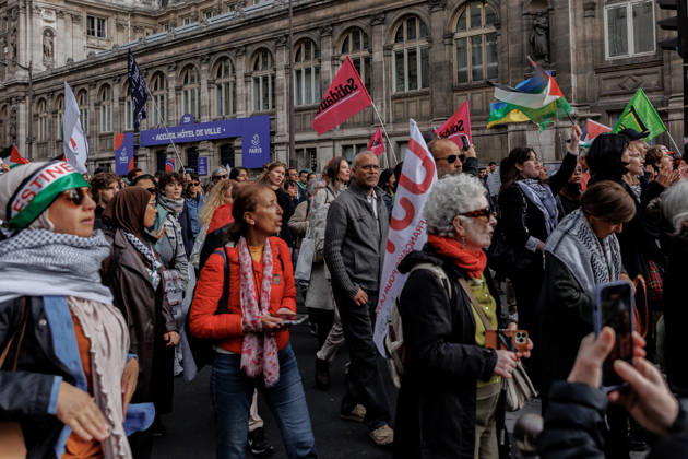 October 10, 2026: La France Insoumise has called for participation in the demonstration against the genocide in Gaza and in support of the Palestinian people. The demonstration will begin at 2 p.m. at Place de la Ro publique in Paris.  - ZUMAs287 20261010_zip_s287_017 Copyright: xSadakxSouicix