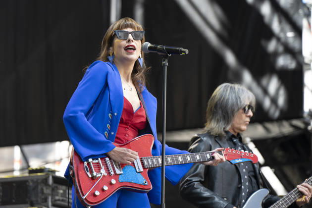 October 10, 2026, Madrid, Spain: Singer Nat Simons performs during the Hispanidad Festival 2026 concert at the Plaza de Espana. Madrid Spain - ZUMAs197 20261010_aaa_s197_056 Copyright: xAtilanoxGarciax