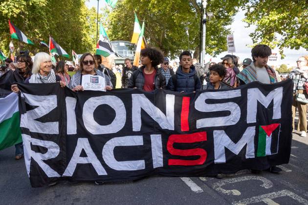 October 10, 2026, London, London, England: The National March for Palestine took place to mark the third anniversary of the start of the war in Gaza. Around ten thousand gathered on The Thames embankment and marched to Parliament Squre. They faced an Israeli counter demonstration of a handfull of protesters. Some arrests were reported by police. London England - ZUMAr169 20261010_zip_r169_019 Copyright: xRodxHarbinsonx