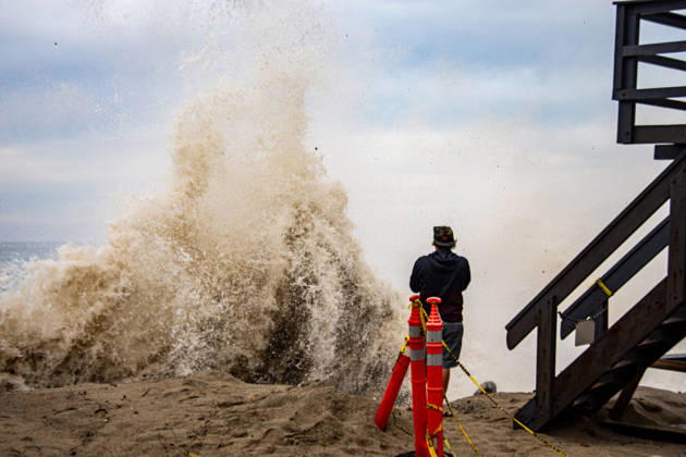 October 10, 2026, Laguna Beach, California, USA: Aliso Beach in Laguna Beach, California, Sustains Erosion from Heavy Swells on October 10, 2026. Laguna Beach USA - ZUMAg219 20261010_znp_g219_012 Copyright: xJakexLeexGreenx