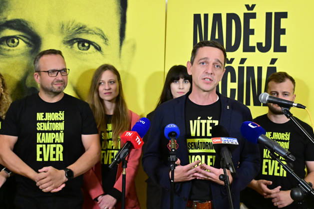 The two-day elections to municipal assemblies ended in the Czech Republic together with the first round of the elections to one-third of the Senate, at 2:00 p.m. on October 10, 2026. On the photo: Jan Grolich, Governor of South Moravia Region and Chairman of the KDU-CSL, speaks to reporters at the KDU-CSL s central campaign headquarters following the elections in Slapanice, South Moravian Region. To the left is Member of Parliament Marian Jurecka. (CTKxPhoto VaclavxSalek) CTKPhotoP2026101006179  CTKPhotoP2026101006179