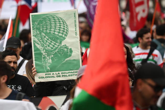 Santiago, October 10, 2026: March for Palestine organized by the Global Action for Palestine (GAFP) alliance along Alameda Street in downtown Santiago. Dragomir Yankovic, Aton Chile, Santiago, Chile. Aton 1198355 Copyright: DRAGOMIRxYANKOVIC ATONxCHILE
