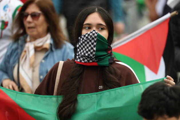 Santiago, October 10, 2026: March for Palestine organized by the Global Action for Palestine (GAFP) alliance along Alameda Street in downtown Santiago. Dragomir Yankovic, Aton Chile, Santiago, Chile. Aton 1198371  Copyright: DRAGOMIRxYANKOVIC ATONxCHILE