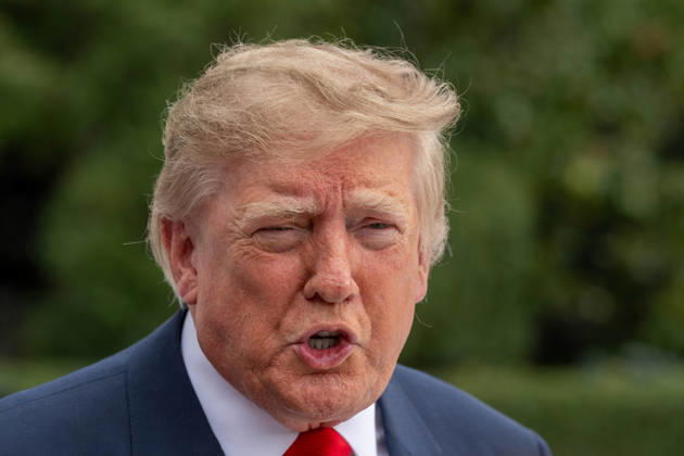 October 10, 2026, Washington, District Of Columbia, United States: President DONALD TRUMP speaks to members of the media on the South Lawn of the White House before departing for Clarksville, Tennessee, where he is scheduled to attend a campaign rally in support of Republican candidates ahead of the November midterm elections. Washington United States - ZUMAk206 20261010_znp_k206_016 Copyright: xMattxKaminskyx