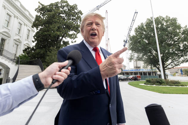 United States President Donald J Trump speaks to the media prior to departing the South Lawn of the White House in Washington, DC, USA, en route Clarksville, Tennessee on Saturday, October 10, 2026. The President will participate in a campaign rally for Tennessee Republican candidates on the ballot in November. Copyright: xRonxSachsx xPoolxviaxCNPx MediaPunchx