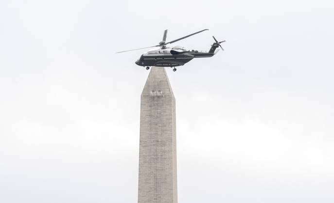 DC: Trump Departs for Clarksville, TN The new Marine One, a Sikorsky VH-92A Patriot helicopter, with United States President Donald J Trump aboard, flies past the Washington Monument as it departs the South Lawn of the White House in Washington, DC, USA, en route Clarksville, Tennessee on Saturday, October 10, 2026. The President will participate in a campaign rally for Tennessee Republican candidates on the ballot in November. Credit: Ron Sachs Pool via CNP Washington District of Columbia United States Copyright: xPool ABACAx