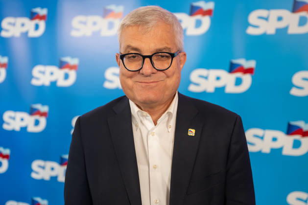 The two-day elections to municipal assemblies ended in the Czech Republic together with the first round of the elections to one-third of the Senate, at 2:00 p.m. on October 10, 2026. On the photo: Milan Urban, the SPD candidate for Mayor of Prague, at SPD s central campaign headquarters in Prague. (CTKxPhoto OndrejxDeml) CTKPhotoP2026101004890  CTKPhotoP2026101004890