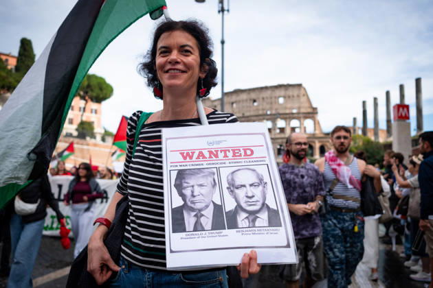 October 10, 2026, Rome, Rm, Italy: Thousands of people take to the streets of the capital to march in solidarity with Gaza and the Palestinians, and to call for the unblocking of humanitarian aid entering the Strip. Rome Italy  - ZUMAg256 20261010_znp_g256_003 Copyright: xMarcoxDixGianvitox