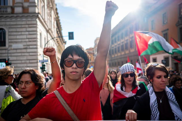 October 10, 2026, Rome, Rm, Italy: Thousands of people take to the streets of the capital to march in solidarity with Gaza and the Palestinians, and to call for the unblocking of humanitarian aid entering the Strip. Rome Italy - ZUMAg256 20261010_znp_g256_015 Copyright: xMarcoxDixGianvitox