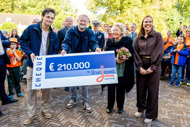 10-10-2026 Apeldoorn Princess Beatrix attended the 7th edition of Het Oranjepad around palace Het Loo in Apeldoorn. Â  Copyright: xPPEx
