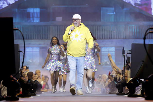 Pop singer DJ Ötzi at the Mountain Mania party hit event—the biggest après-ski party since the invention of winter—at the Lanxess Arena in Cologne, October 10, 2026, North Rhine-Westphalia, Germany Copyright: xChristophxHardtx