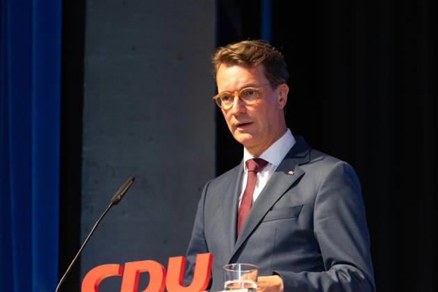 Ceremony Marking the 150th Anniversary of Konrad Adenauer and the 80th Anniversary of the CDU in Bad Honnef, October 26, 2010: Speech by North Rhine-Westphalia Minister President Hendrik WÜST at the CDU ceremony marking the 150th anniversary of Konrad Adenauer and the 80th anniversary of the CDU in Bad Honnef at the Kursaal in Bad Copyright: xMarcxJohnx