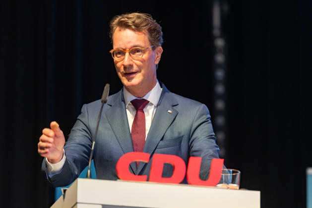 Ceremony Marking the 150th Anniversary of Konrad Adenauer and the 80th Anniversary of the CDU Bad Honnef October 10, 2026 Speech by North Rhine-Westphalia Minister President Hendrik WÜST CDU Ceremony marking the 150th anniversary of Konrad Adenauer and the 80th anniversary of the CDU Bad Honnef at the Kursaal in Bad Honnef Adenaue Copyright: xMarcxJohnx