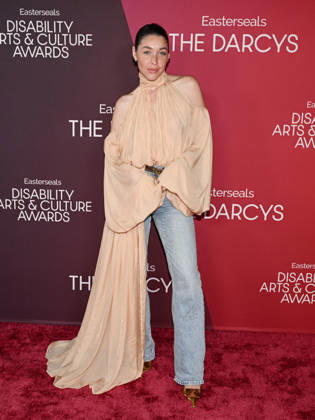 October 10, 2026, Santa Monica, California, USA: American actress, writer, and producer HANNA STEIN attends the inaugural Easterseals Disability Arts & Culture Awards DARCYS Awards red carpet. Santa Monica USA - ZUMAb173 20261010_aap_b173_030 Copyright: xBillyxBennightx
