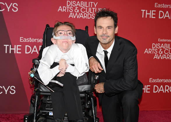 October 10, 2026, Santa Monica, California, USA: STEVE WAY and SCOOT MCNAIRY attend the inaugural Easterseals Disability Arts & Culture Awards DARCYS Awards red carpet. Santa Monica USA - ZUMAb173 20261010_aap_b173_055 Copyright: xBillyxBennightx
