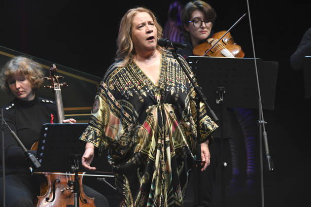 Kathy Kelly at the 18 Hope Gala 2026 at the Schauspielhaus Dresden, October 10, 2026 Foto:xM.xFischerx xFuturexImagex hope_6101