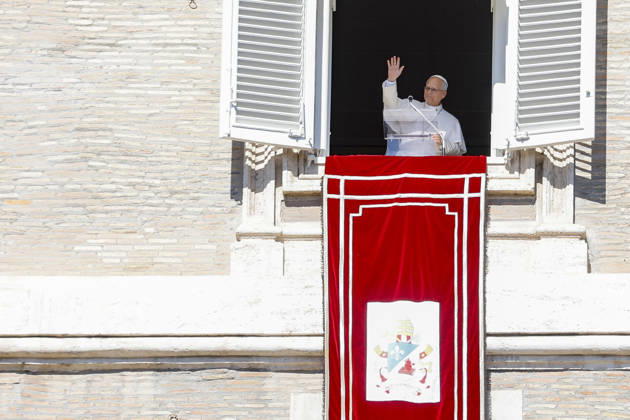 October 11, 2026, Vatican City, VATICAN: Pope Leo XIV leads the Angelus prayer from the window of his office overlooking Saint Peter s Square, Vatican City, 11 October 2026. ANSA FABIO FRUSTACI Vatican City VATICAN  - ZUMAa110 20261011_zaf_a110_003 Copyright: xFabioxFrustacix