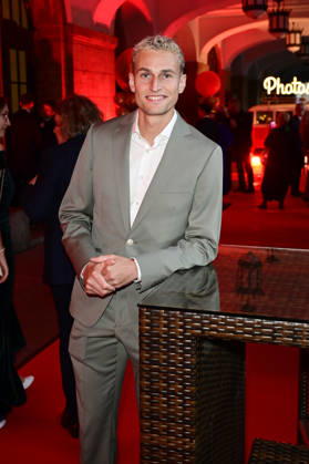 Karl Bebendorf at the 18th Hope Gala 2026 at the Schauspielhaus Dresden, October 10, 2026 Foto:xM.xWehnertx xFuturexImagex hope_6194