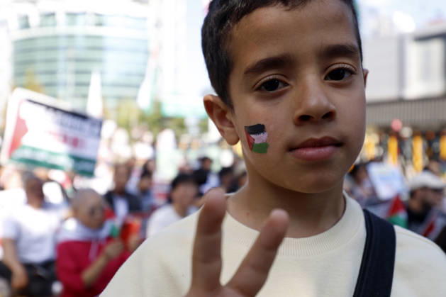 Protest condemning Gaza conflict in Seoul A child with the Palestinian flag painted on their face attends a protest against Israel s attacks in the Gaza Strip, in Seoul, South Korea, on October 11, 2026 . The rally was held aa part of the Global Action for Palestine, a coordinated international mobilization held on October 10 11 marking three years since the 2023 Hamas attacks and the ensuing war. Seoul South Korea  Copyright: xMatrixxImages JungxUi-Chelx