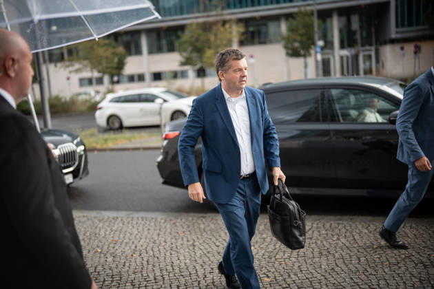 Sven Schulze, Minister-President and parliamentary group leader of Saxony-Anhalt, upon his arrival at the Konrad Adenauer House for the CDU Germany Executive Committee Retreat in Berlin, October 2026, Berlin, Berlin, Germany, Konrad Adenauer House