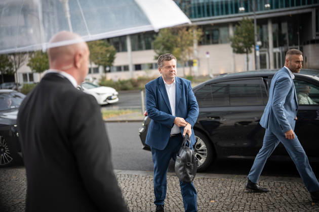 Sven Schulze, Minister-President and parliamentary group leader of Saxony-Anhalt, upon his arrival at the Konrad Adenauer House for the CDU Germany Executive Committee Retreat in Berlin, October 2026, Berlin, Berlin, Germany, Konrad Adenauer House