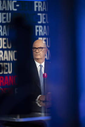 French Economy Minister Roland Lescure Franc Jeu - Paris French Economy Minister Roland Lescure during an interview at Franc Jeu on France 2 channel in Paris, France on October 11, 2026.Photo by Eliot Blondet ABACAPRESS.COM Paris France France Copyright: xBlondetxEliot ABACAx