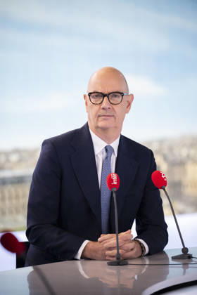 French Economy Minister Roland Lescure Franc Jeu - Paris French Economy Minister Roland Lescure during an interview at Franc Jeu on France 2 channel in Paris, France on October 11, 2026.Photo by Eliot Blondet ABACAPRESS.COM Paris France France Copyright: xBlondetxEliot ABACAx