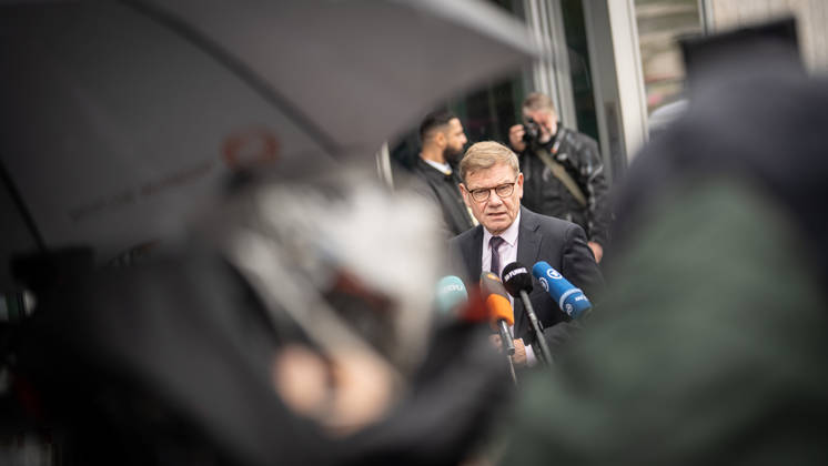 Johann Wadephul, Minister of Foreign Affairs, delivers a statement in front of the Konrad Adenauer House regarding current developments in Ukraine. CDU Germany Executive Committee Retreat in Berlin, October 2026, Berlin, Berlin, Germany, Konrad Adenauer House