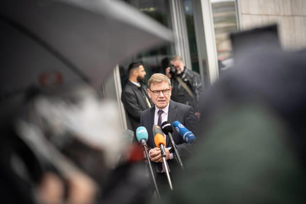 Johann Wadephul, Minister of Foreign Affairs, delivers a statement in front of the Konrad Adenauer House regarding current developments in Ukraine. CDU Germany Executive Committee Retreat in Berlin, October 2026, Berlin, Berlin, Germany, Konrad Adenauer House