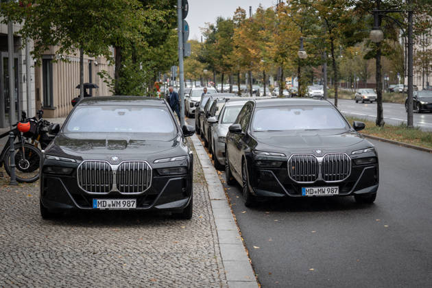 BMW official vehicles from Saxony-Anhalt, used by incumbent Minister President Sven Schulze and his security detail; cars belonging to the state government parked in front of the CDU Federal Headquarters following the Minister President’s arrival at the CDU of Germany’s Executive Committee Retreat in Berlin, October 2026, Berlin, Germany, Konrad Adenauer House
