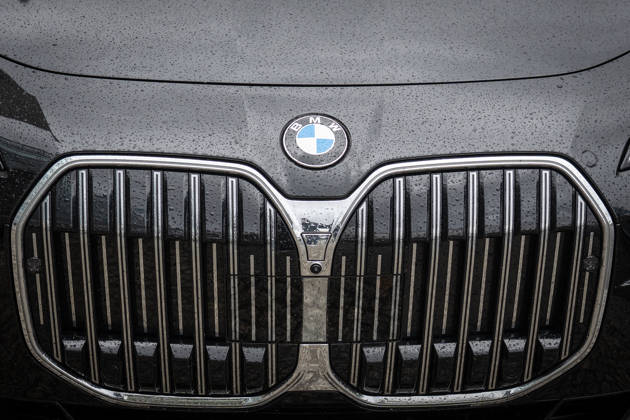 BMW official vehicles from Saxony-Anhalt, used by incumbent Minister President Sven Schulze and his security detail; cars belonging to the state government parked in front of the CDU Federal Headquarters following the Minister President’s arrival at the CDU of Germany’s Executive Committee Retreat in Berlin, October 2026, Berlin, Germany, Konrad Adenauer House