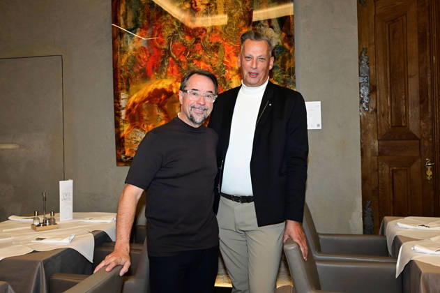 Jan Josef Liefers and Jens Christian Wittig at the opening of Jens Christian Wittig’s exhibition *Goldener Reigen* at Kastenmeiers in the Taschenbergpalais in Dresden, October 11, 2026 Foto:xM.xWehnertx xFuturexImagex wittig_6013