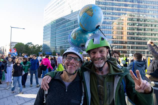 This image shows the Climate March 2026, organized by the Climate Coalition, in Brussels, on Sunday 11 October 2026. The Climate Coalition demands the federal and regional governments to stop subsidizing polluting industrial activities in Belgium and levy higher taxes on these companies. NICOLASxMAETERLINCK 189472037