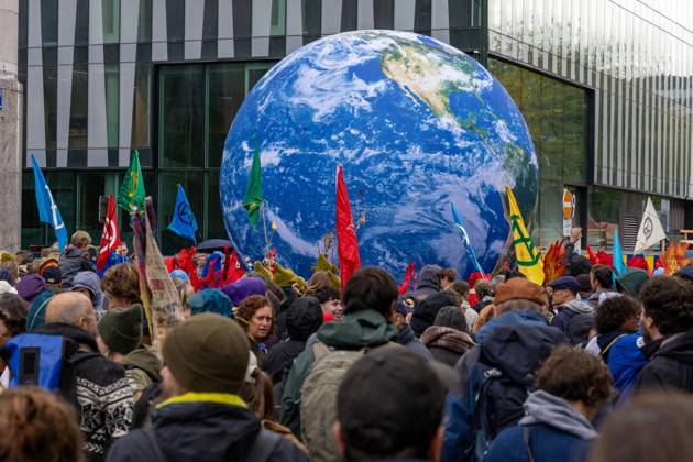 This image shows the Climate March 2026, organized by the Climate Coalition, in Brussels, on Sunday 11 October 2026. The Climate Coalition demands the federal and regional governments to stop subsidizing polluting industrial activities in Belgium and levy higher taxes on these companies. NICOLASxMAETERLINCK 189471835