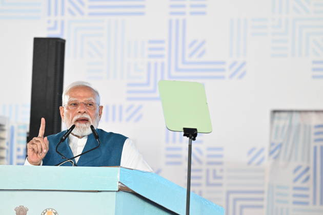 Indian Politics CHENNAI METRO PHASE-II INAUGURATION & JOINT RIDE CHENNAI, TAMIL NADU: Prime Minister Narendra Modi alongside Tamil Nadu Chief Minister C. Joseph Vijay waves to the gathering during the flagging-off ceremony of the Phase II network of the Chennai Metro Rail Project at the Porur Bypass Metro Rail Station on Sunday, October 11, 2026. PM Modi and CM Vijay subsequently undertook a joint metro ride from Porur Bypass Station to Poonamallee Bypass Station and back, marking the official opening of the ₹4,900-crore, 14.6-km Poonamallee Vadapalani elevated stretch. The high-profile event marked the first joint public appearance of the two leaders following Vijay s recent victory in the Tamil Nadu Assembly elections. Chennai INDIA Copyright: xSeshadrixSukumarx