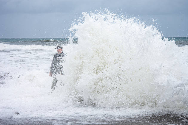 October 11, 2026, Oceanside, California, USA: An Oceanside man braves historic El NioÂ±o tidal swells on October 10, 2026. These Kelvin Waves have brought major damages to the Southern California coastline. Oceanside USA  - ZUMAg219 20261011_znp_g219_007 Copyright: xJakexLeexGreenx